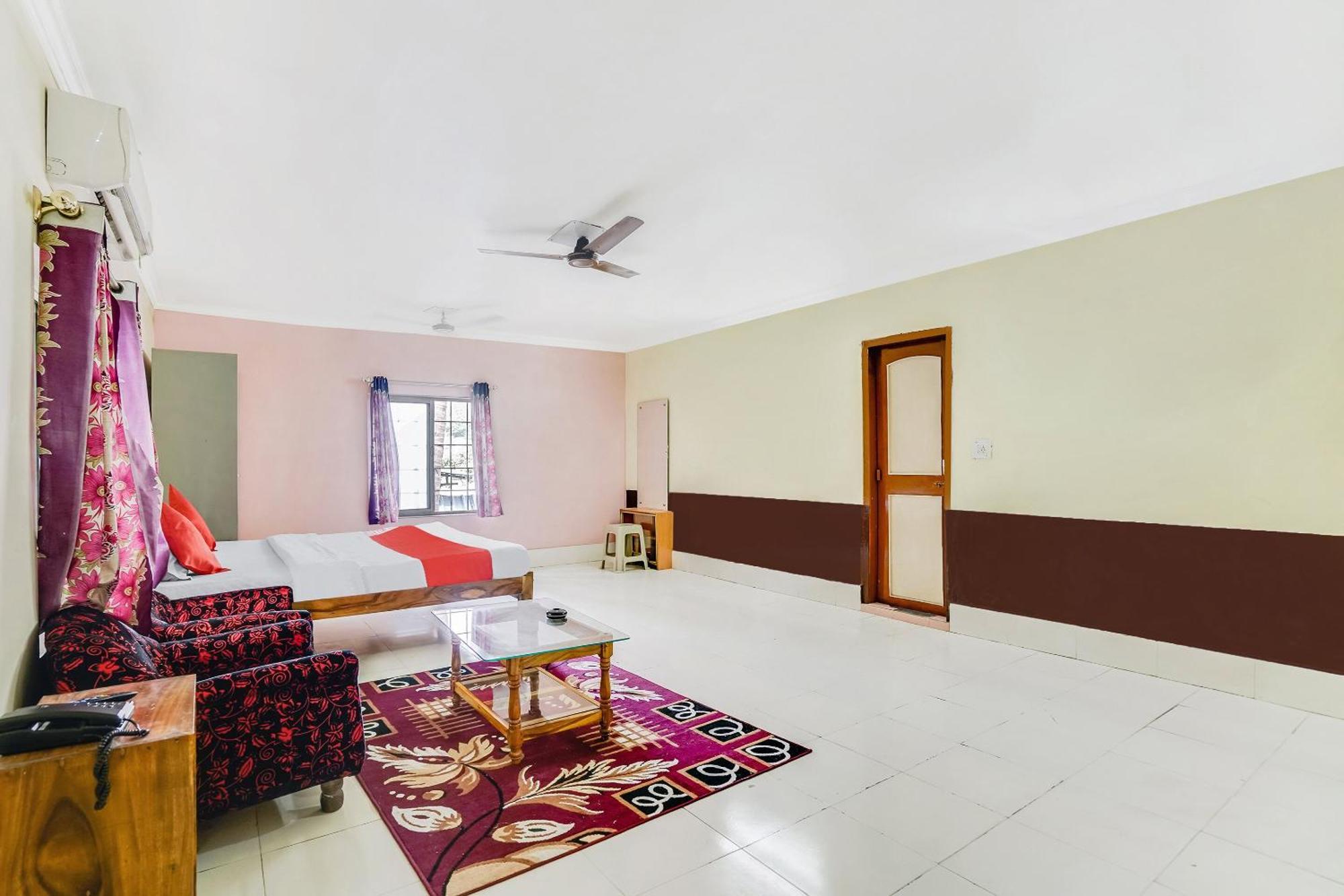 Oyo Flagship 9009 Tc Guest House Bhubaneswar Luaran gambar